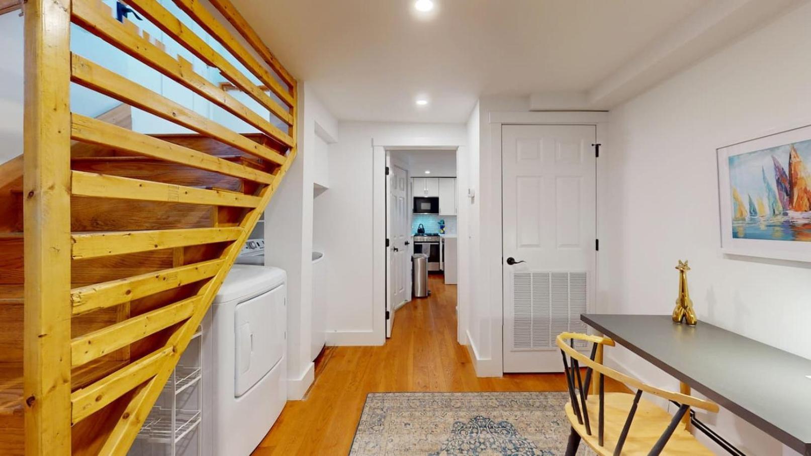 Modern Renovated 1br W Pvt Entrance Prime Loc Apartment Cambridge